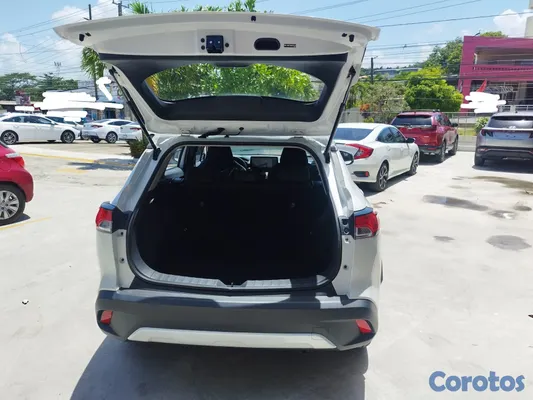 2024 Toyota Corolla Cross — foto 5 / 10
