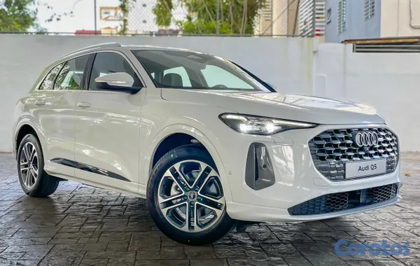 2025 Audi Q5 — foto 2 / 12