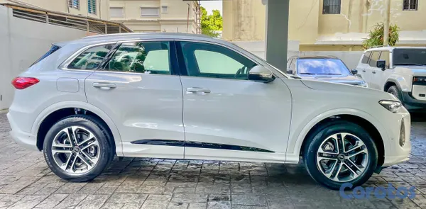 2025 Audi Q5 — foto 5 / 12