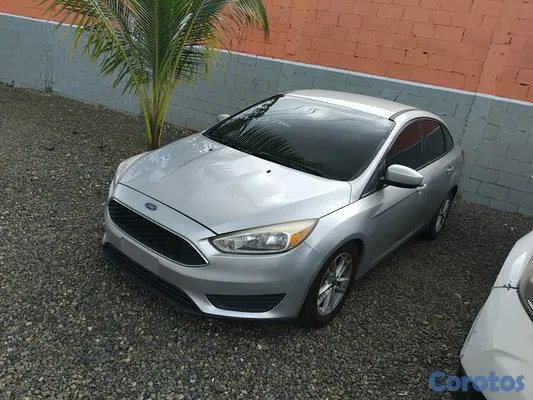 2018 Ford Focus — foto 3 / 7