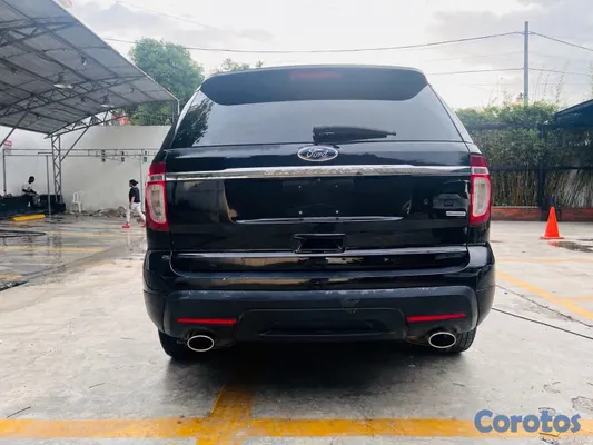 2014 Ford Explorer