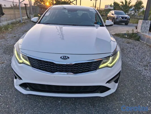 2020 Kia Optima — foto 5 / 13
