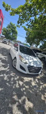 2016 Hyundai Elantra — foto 4 / 5