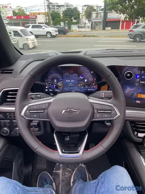 2025 Chevrolet Tahoe — foto 6 / 8