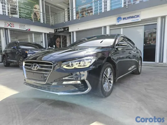 2018 Hyundai Grandeur — foto 2 / 10