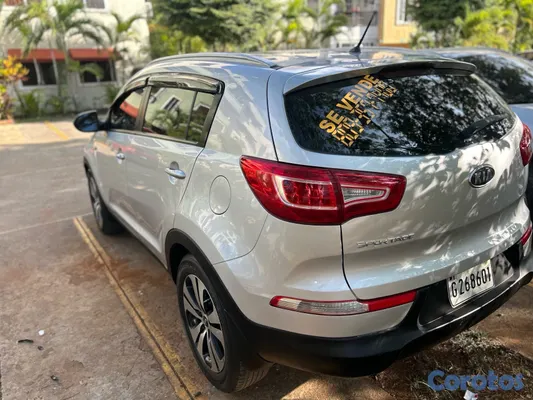 2012 Kia Sportage — foto 6 / 10