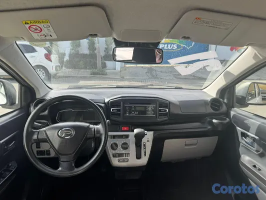 2021 Daihatsu Mira — foto 2 / 9