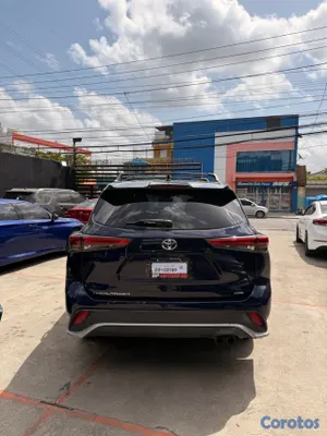 2022 Toyota Highlander — foto 5 / 14