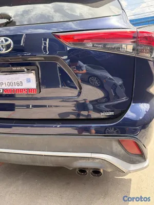 2022 Toyota Highlander — foto 6 / 14