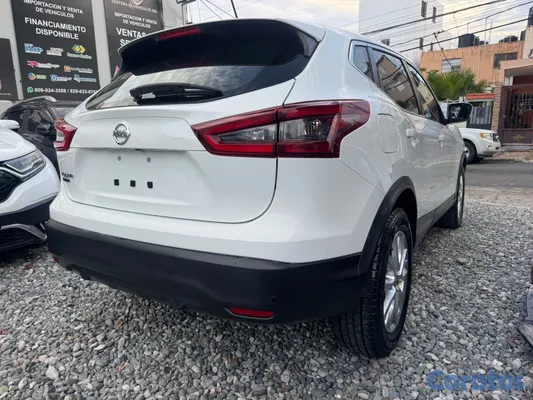 2021 Nissan Rogue — foto 3 / 10