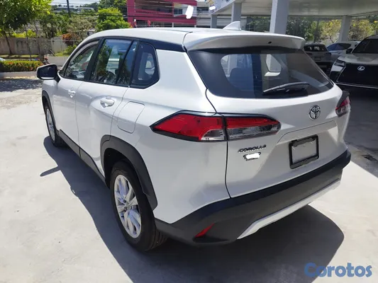 2024 Toyota Corolla Cross — foto 10 / 10