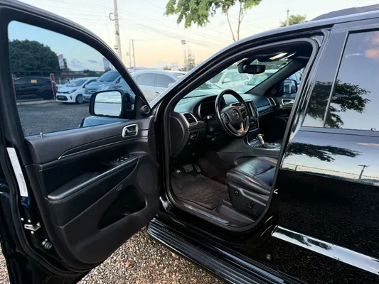 2018 Jeep Grand Cherokee — foto 3 / 8
