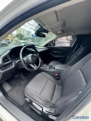2023 Mazda CX-30 — foto 9 / 12