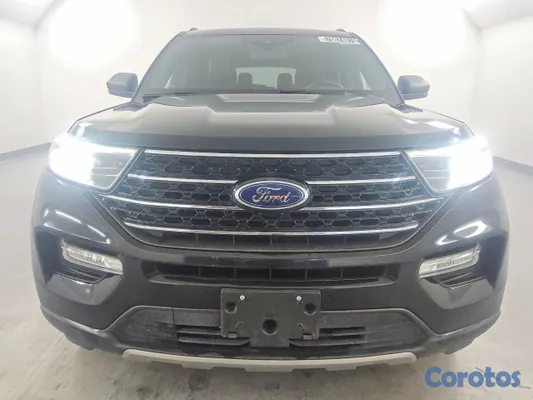 2020 Ford Explorer — foto 4 / 10