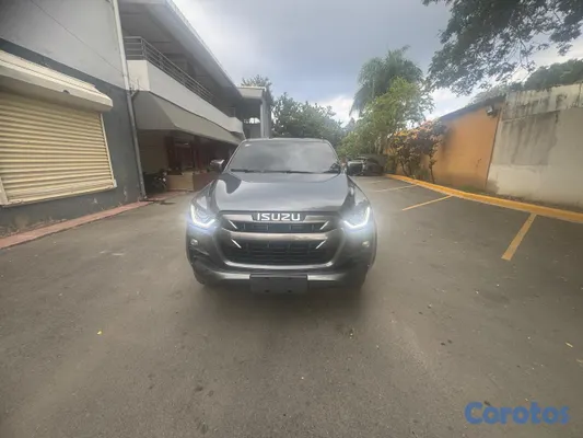 2025 Isuzu Dmax — foto 2 / 5