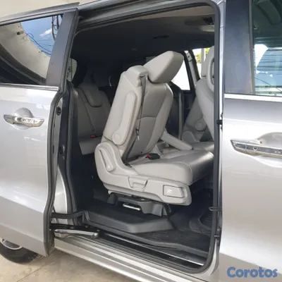 2018 Honda Odyssey — foto 4 / 12
