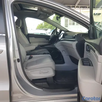 2018 Honda Odyssey — foto 5 / 12