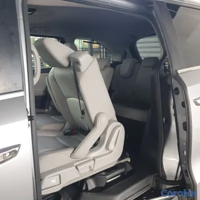 2018 Honda Odyssey — foto 6 / 12