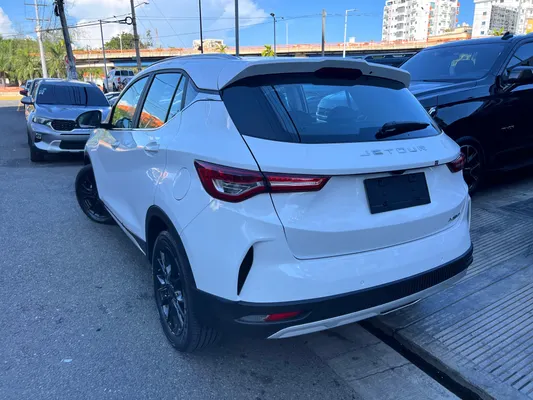 2026 Jetour X50 2026 CERO KILOMETRO — foto 6 / 10