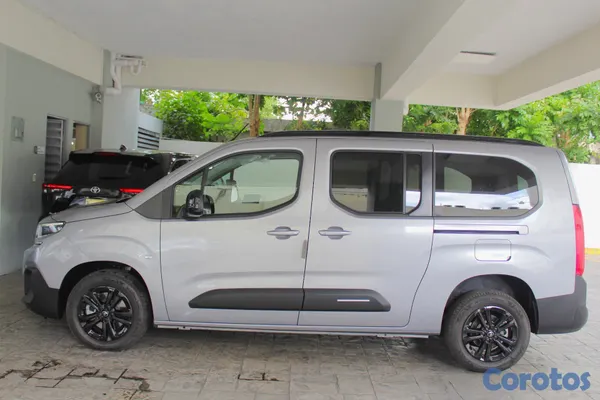 2026 Citroën Berlingo Pasajero — foto 5 / 13