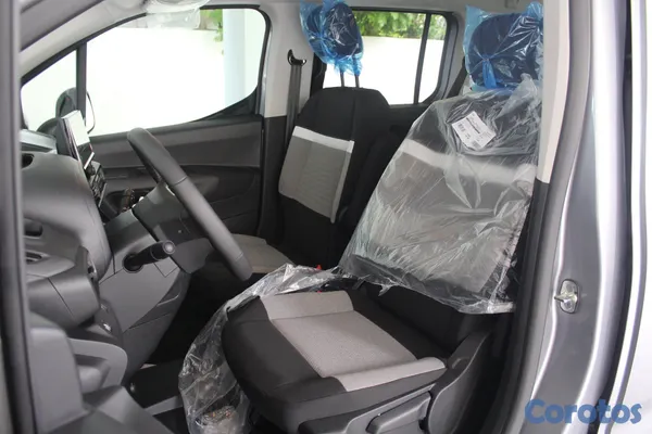 2026 Citroën Berlingo Pasajero — foto 7 / 13