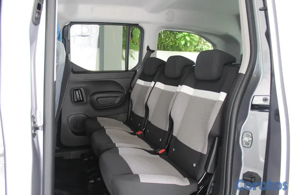 2026 Citroën Berlingo Pasajero — foto 9 / 13