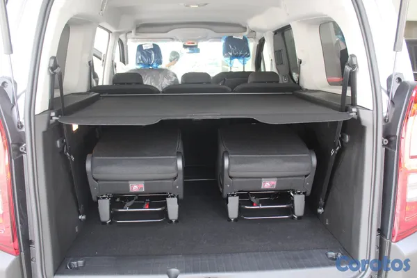 2026 Citroën Berlingo Pasajero — foto 11 / 13