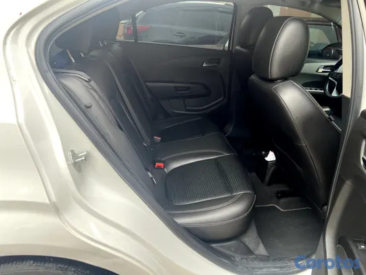 2018 Chevrolet Sonic — foto 7 / 8