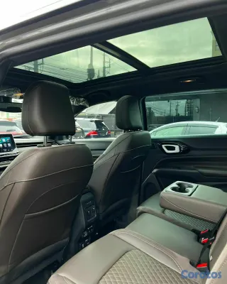 2024 Jeep Commander — foto 10 / 10