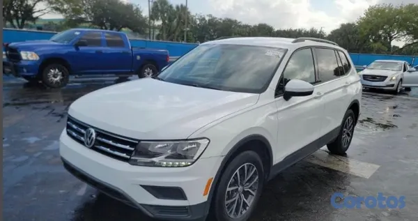 2021 Volkswagen Tiguan — foto 8 / 10