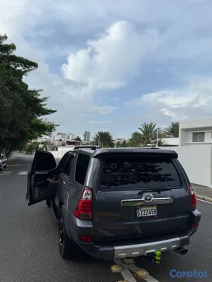 2004 Toyota 4 Runner — foto 3 / 9