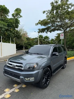 2004 Toyota 4 Runner — foto 6 / 9