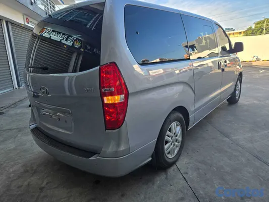 2021 Hyundai Grand Starex — foto 2 / 19