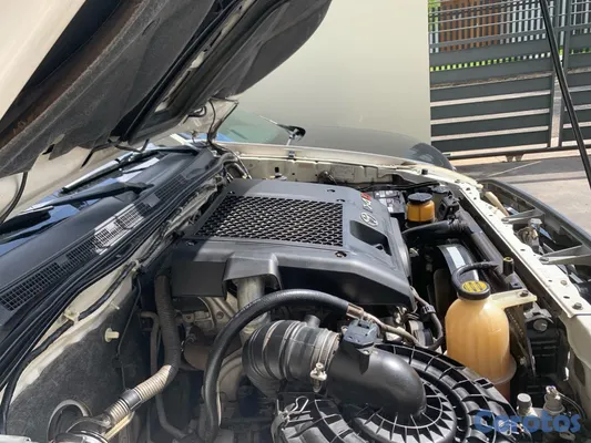 2008 Toyota Fortuner — foto 11 / 12