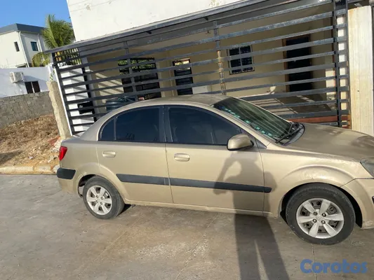2008 Kia Rio — foto 4 / 5