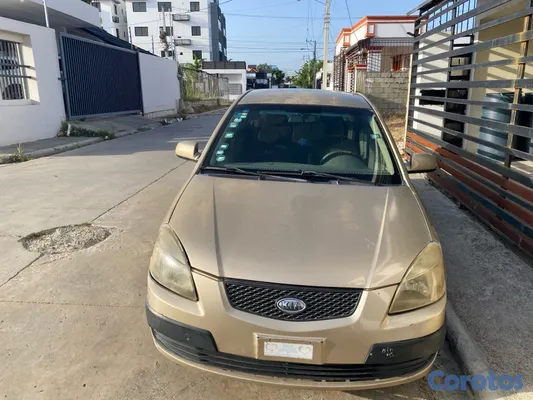 2008 Kia Rio — foto 5 / 5