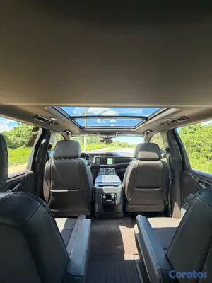 2024 GMC Yukon — foto 8 / 17