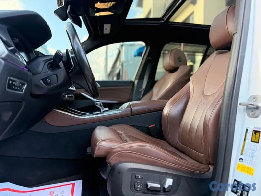 2019 BMW X5 — foto 6 / 9