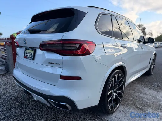 2019 BMW X5 — foto 8 / 9