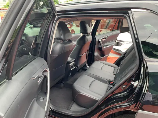 2021 Toyota Rav-4 — foto 9 / 10