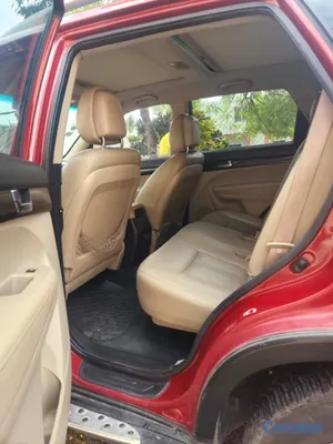 2011 Kia Sorento — foto 2 / 12
