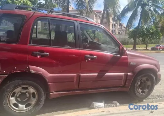 2001 Suzuki Vitara — foto 2 / 6