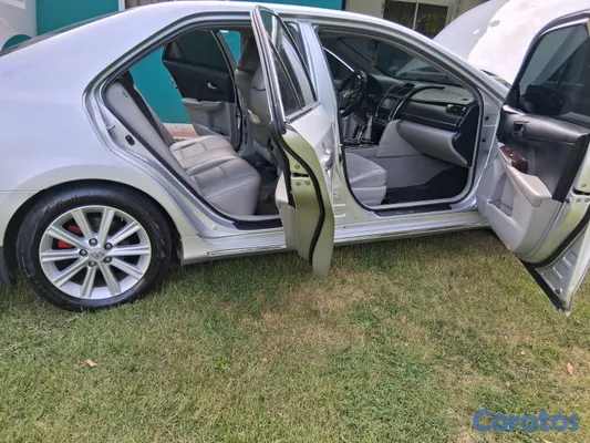2013 Toyota Camry — foto 4 / 14