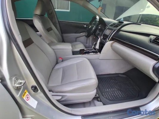 2013 Toyota Camry — foto 14 / 14
