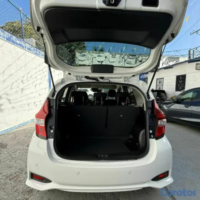 2020 Nissan Note — foto 10 / 17
