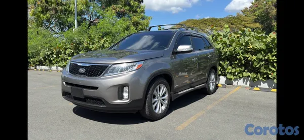 2014 Kia Sorento — foto 5 / 8