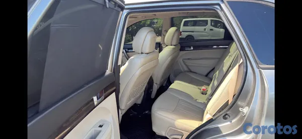 2014 Kia Sorento — foto 7 / 8