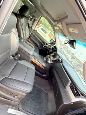 2015 Chevrolet Suburban — foto 7 / 8