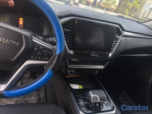 2026 Isuzu Dmax