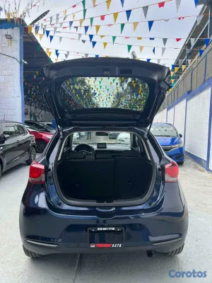 2020 Mazda MAZDA 2 — foto 10 / 10